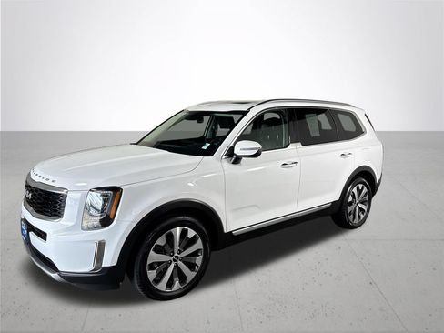 Used 2022 Kia Telluride S AWD/4WD image 2