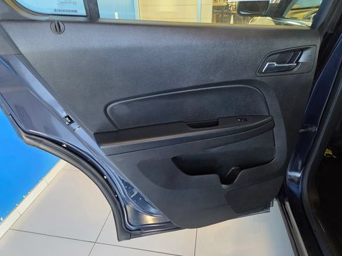 Used 2015 Chevrolet Equinox LS FWD image 17