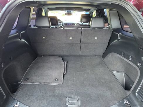 Used 2019 Jeep Grand Cherokee Altitude RWD image 13