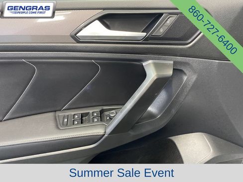 Used 2022 Volkswagen Tiguan SE AWD/4WD image 12