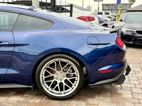 Used 2018 Ford Mustang GT Premium w/ Equipment Group 401A image 8