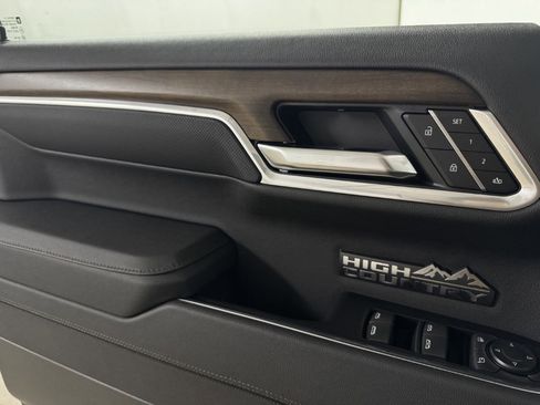 New 2026 Chevrolet Silverado 1500 High Country AWD/4WD image 68