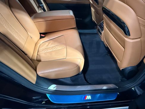 Used 2022 BMW 740i xDrive w/ M Sport Package AWD/4WD image 74