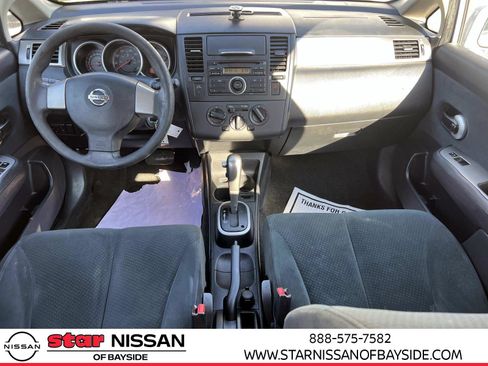 Used 2011 Nissan Versa 1.8 S image 13