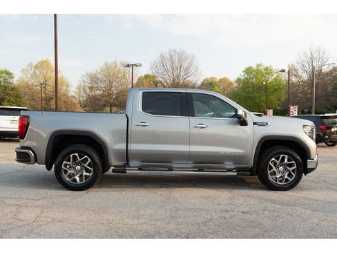 New 2026 GMC Sierra 1500 SLT w/ SLT Premium Plus Package image 9
