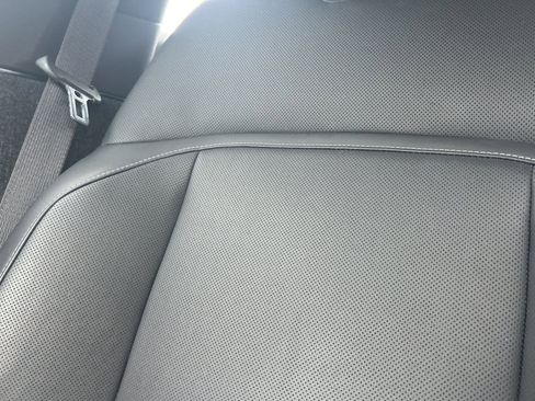 Used 2024 Lucid Air Pure image 40