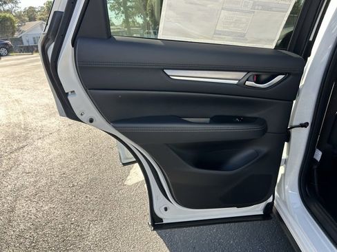 New 2025 MAZDA CX-5 AWD 2.5 S w/ Premium Plus Pkg image 8
