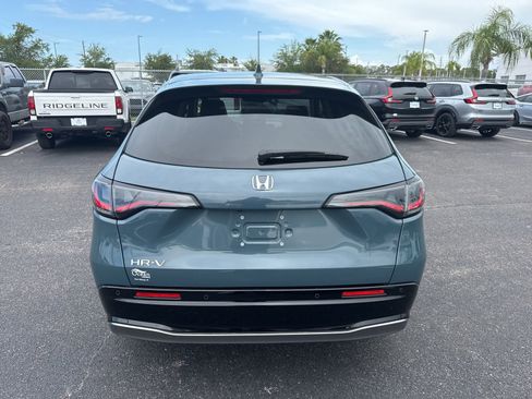 Used 2025 Honda HR-V EX-L image 6
