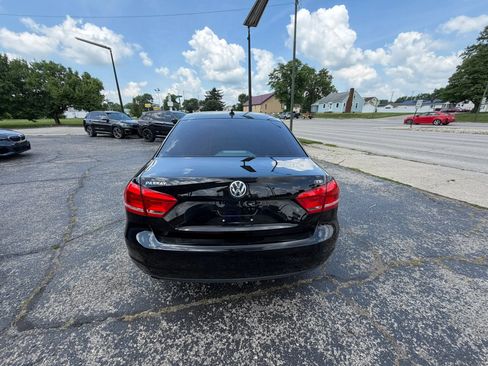 Used 2015 Volkswagen Passat 1.8T S FWD image 7