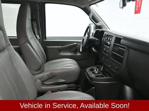 Used 2024 GMC Savana 2500 LS w/ Driver Convenience Package RWD image 16