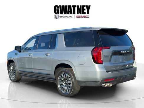 Used 2024 GMC Yukon XL Denali Ultimate image 4
