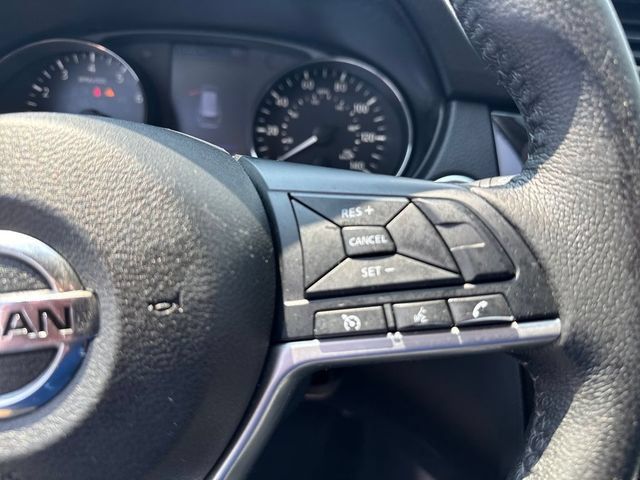 Used 2019 Nissan Rogue SV AWD/4WD image 23