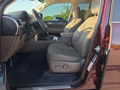 Used 2020 Lexus GX 460 Premium w/ Premium Package AWD/4WD image 3