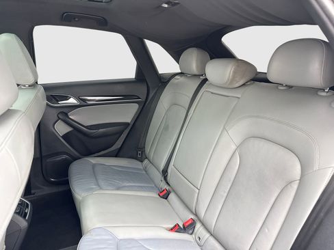 Used 2018 Audi Q3 2.0T Premium Plus w/ S Line Competition Package AWD/4WD image 37