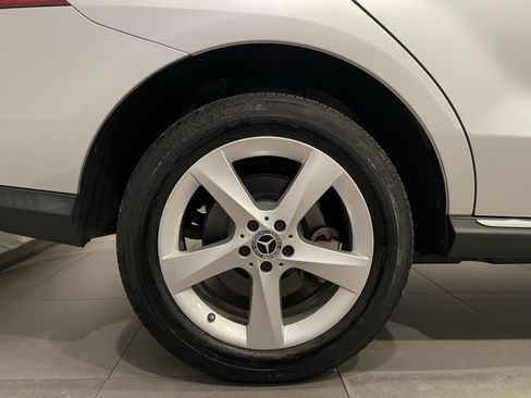Used 2019 Mercedes-Benz GLE 400 4MATIC image 9