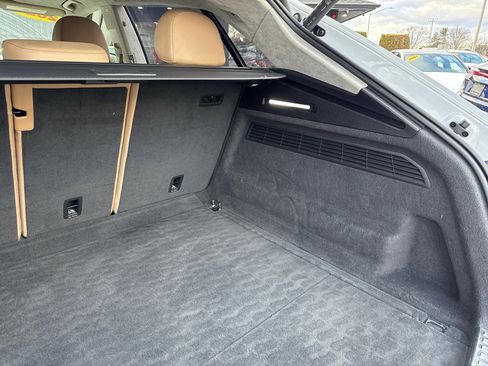 Used 2021 Audi Q8 Prestige w/ Prestige Package image 20