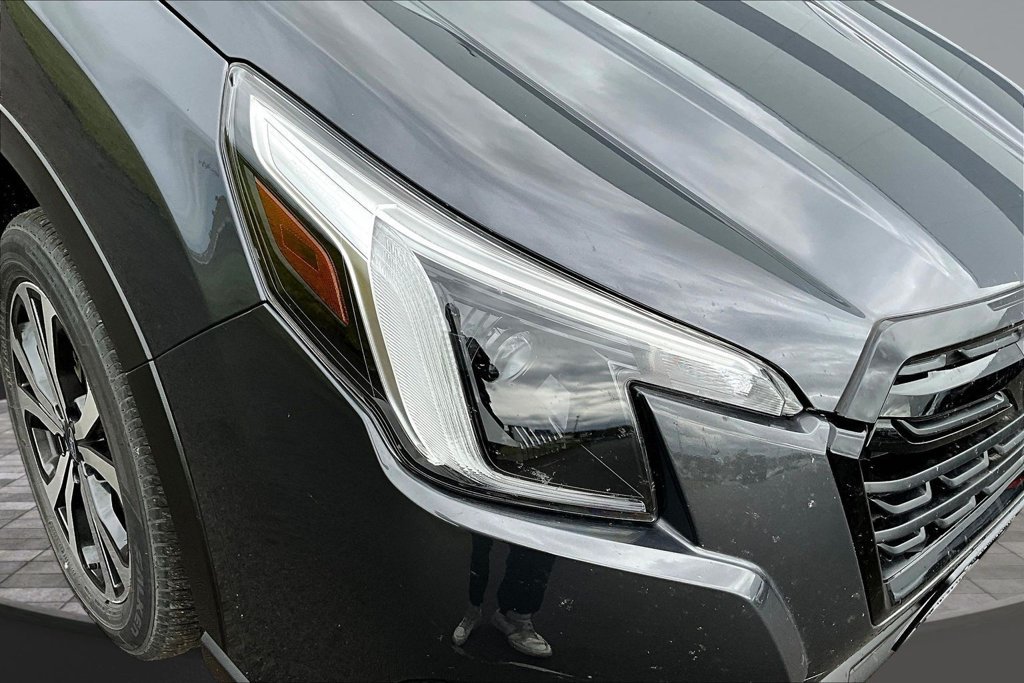 Certified 2024 Subaru Forester Limited AWD/4WD image 33