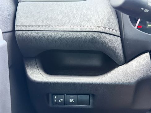 Used 2024 Toyota RAV4 LE FWD image 20