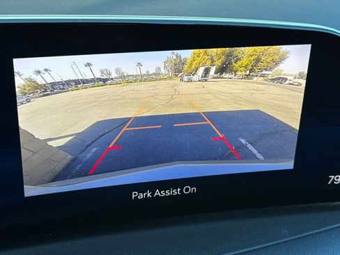 Used 2024 Cadillac XT4 Premium Luxury AWD/4WD image 16