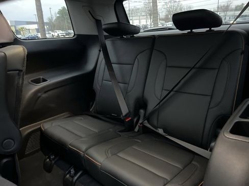 Used 2023 GMC Acadia AT4 w/ Technology Package image 16