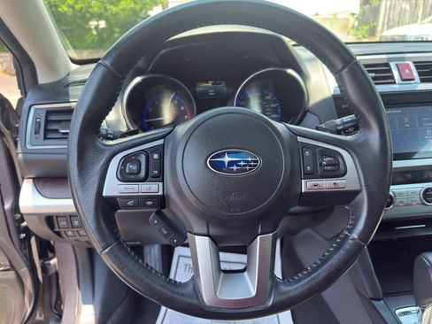Used 2016 Subaru Outback 2.5i Limited AWD/4WD image 26