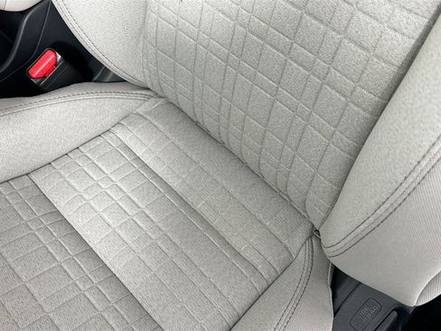 Used 2026 Honda HR-V LX image 18