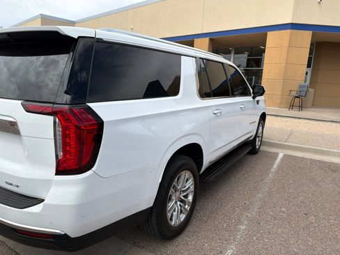 Used 2021 GMC Yukon XL SLT AWD/4WD image 6