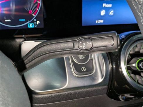 Certified 2025 Mercedes-Benz GLB 250 image 15