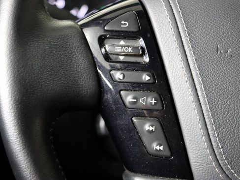 Used 2024 Nissan Armada Platinum w/ Captain's Chairs Package image 50