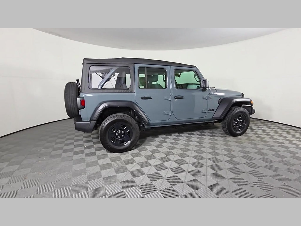 Used 2025 Jeep Wrangler Unlimited Sport AWD/4WD image 38