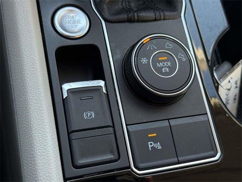 Used 2019 Volkswagen Atlas SEL image 26