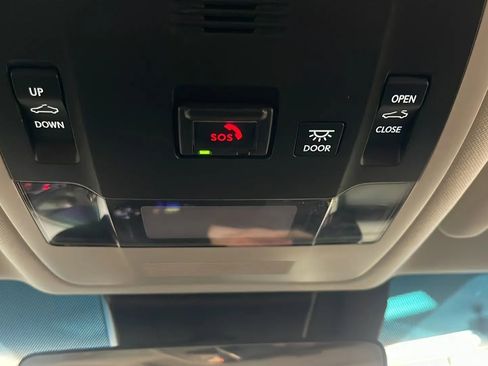 Used 2020 Lexus ES 350 w/ Premium Package image 25