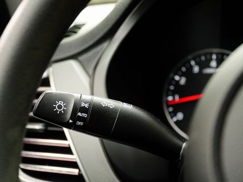 Used 2022 Kia Seltos LX image 23