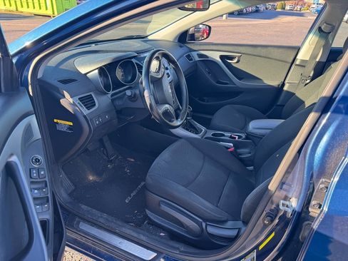 Used 2015 Hyundai Elantra SE w/ Option Group 03 image 11