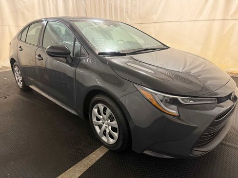 Used 2023 Toyota Corolla LE image 10