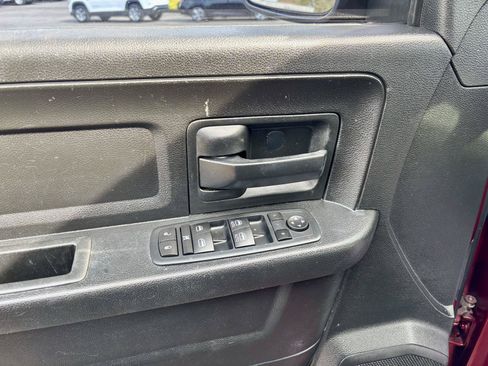 Used 2019 RAM 1500 Express w/ Express Value Package AWD/4WD image 25