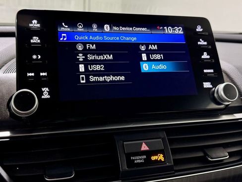 Used 2020 Honda Accord Touring image 19