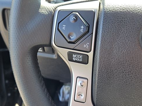 Used 2021 Toyota 4Runner SR5 Premium w/ Moonroof Package AWD/4WD image 26