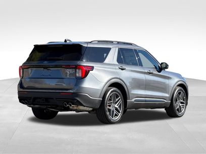 New 2026 Ford Explorer ST w/ Sun And Sound Package