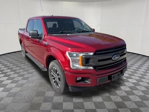 Used 2018 Ford F150 XLT w/ Equipment Group 302A Luxury AWD/4WD image 3