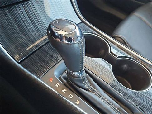 Used 2017 Chevrolet Impala Premier FWD image 11