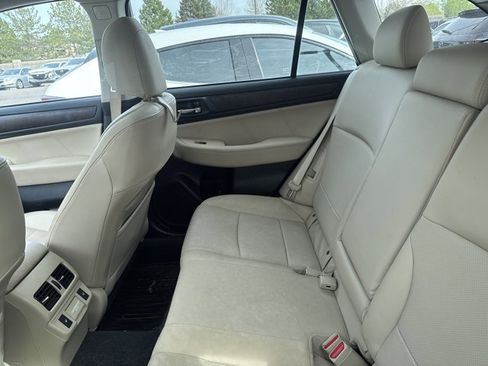 Used 2018 Subaru Outback 3.6R Limited image 11