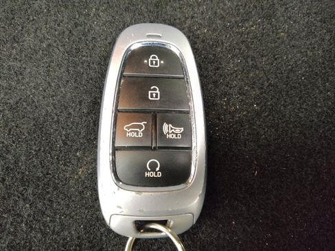 Used 2023 Hyundai Santa Fe SEL AWD/4WD image 32