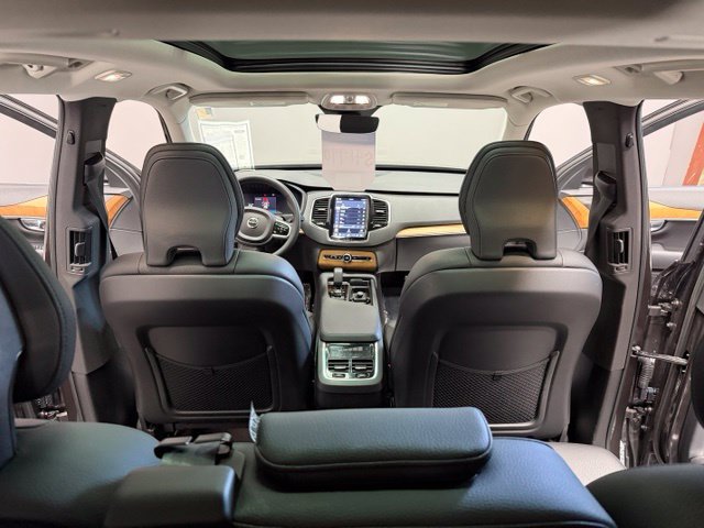 Used 2023 Volvo XC90 B6 Plus w/ Protection Package Premier AWD/4WD image 33