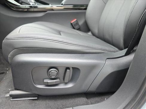 New 2026 Land Rover Range Rover Evoque S image 30