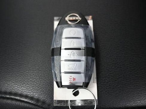 Used 2022 Nissan Pathfinder SL AWD/4WD image 24