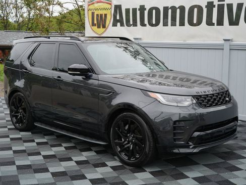 Used 2023 Land Rover Discovery S R-Dynamic AWD/4WD image 2