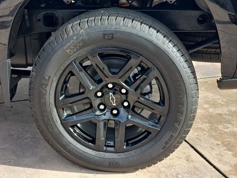 New 2026 Chevrolet Silverado 1500 Custom image 37