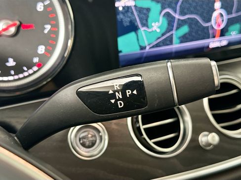 Certified 2018 Mercedes-Benz E 400 4MATIC Sedan image 21
