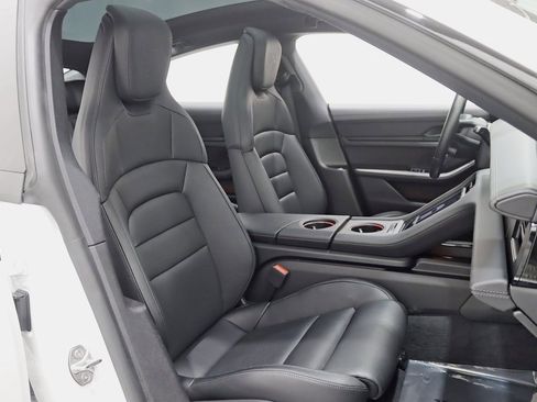 Used 2024 Porsche Taycan 4S image 35